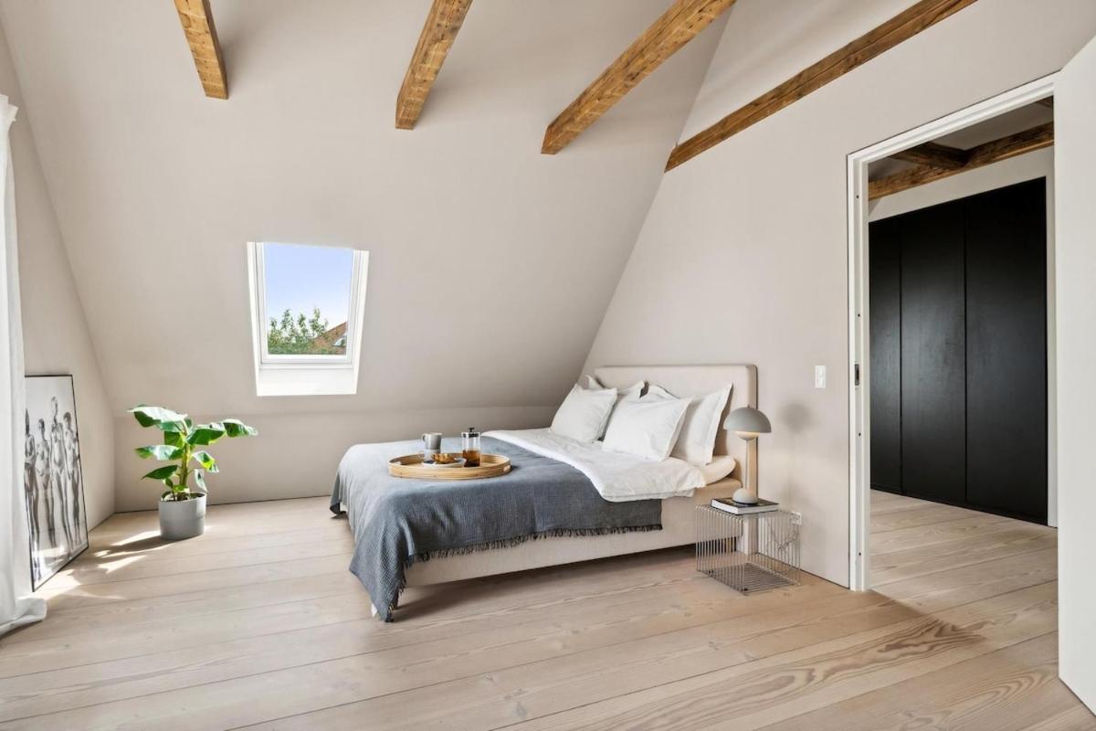 Elegant Luxury In The Heart Of