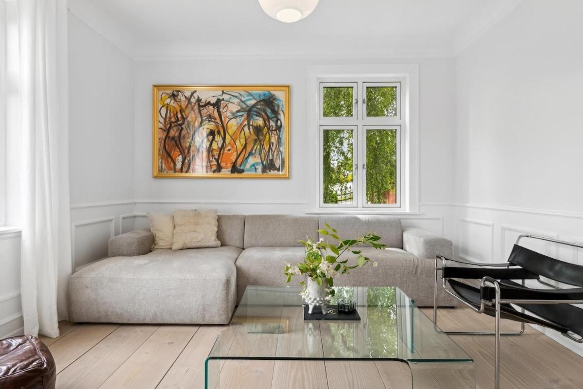 Elegant Luxury In The Heart Of Villa Århus
