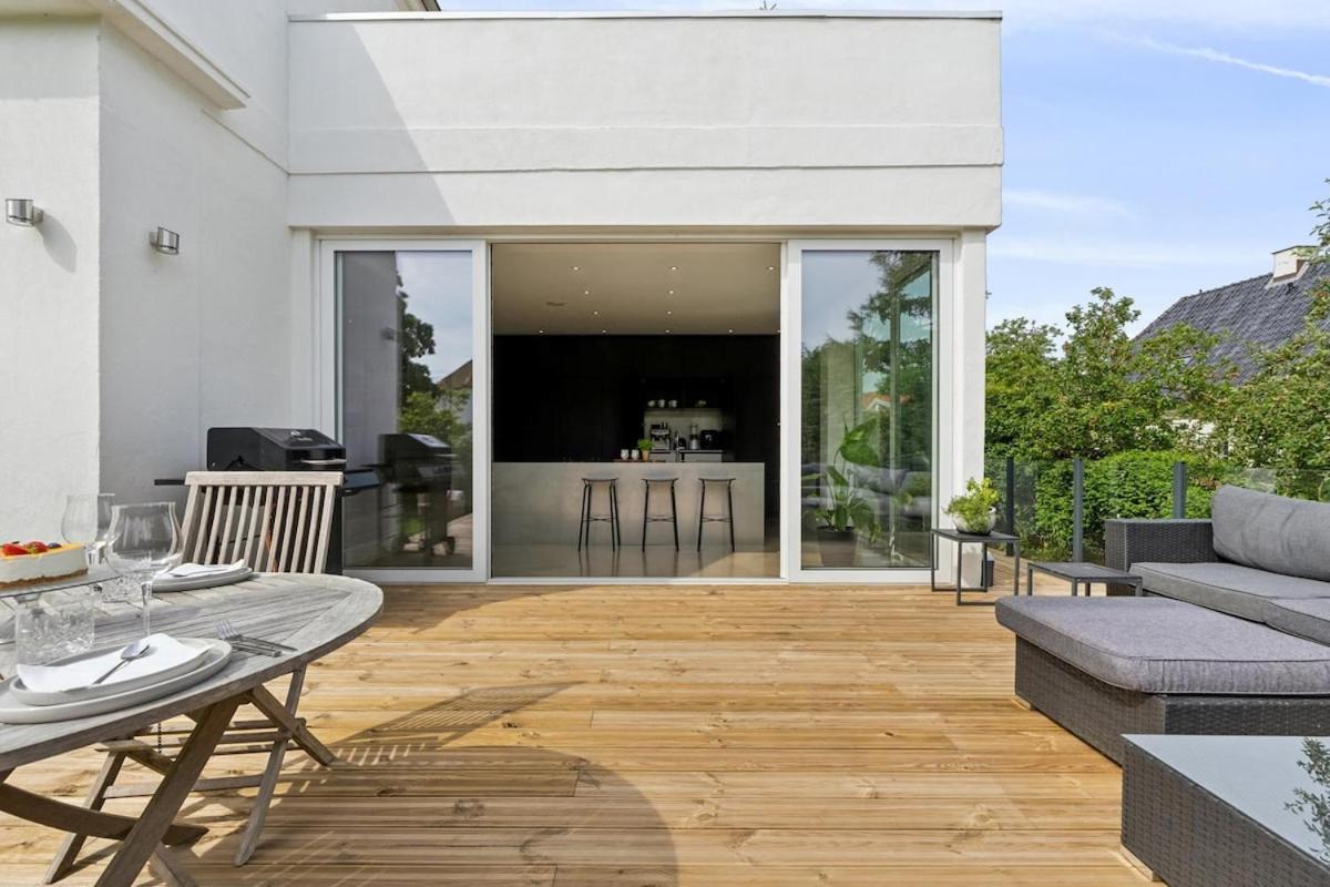 Elegant Luxury In The Heart Of